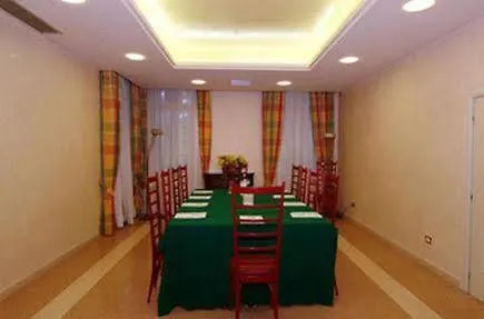 비아수티 호텔