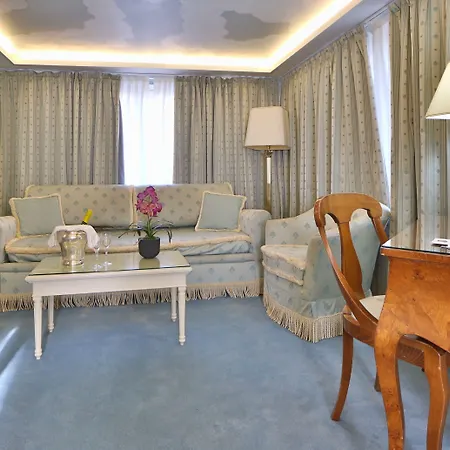 Biasutti Otel Venedik-Lido