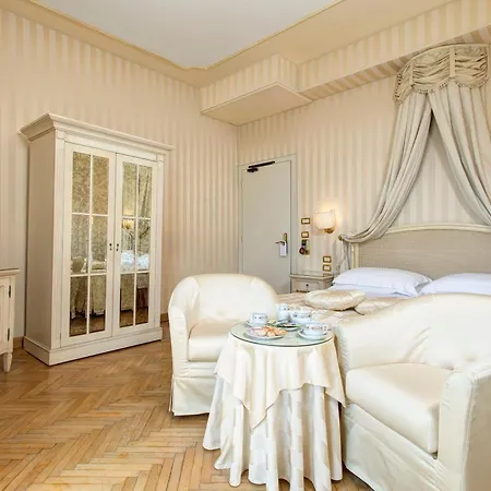 Biasutti Otel Venedik-Lido